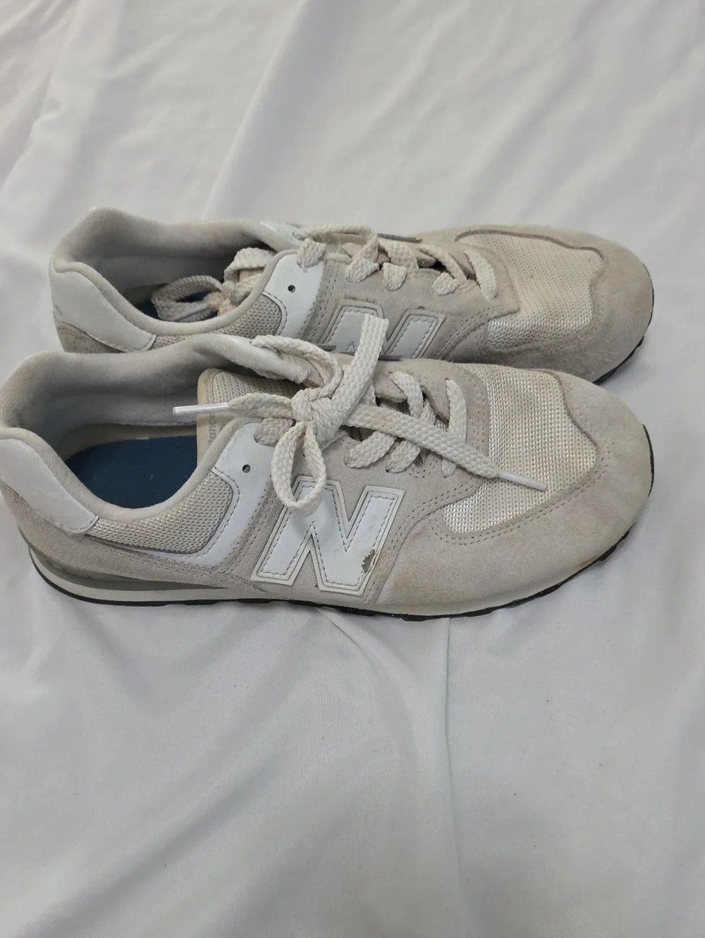 💥5 For $20 New Balance White & Light Gray Sneakers